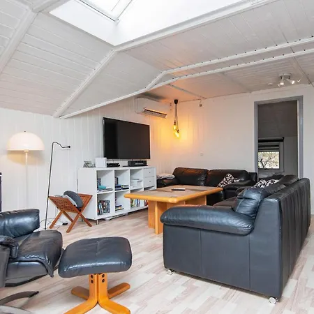 6 Person In Ebeltoft-by Traum *